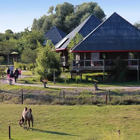 Cerza Safari Lodge Hermival-les-Vaux Exterior photo